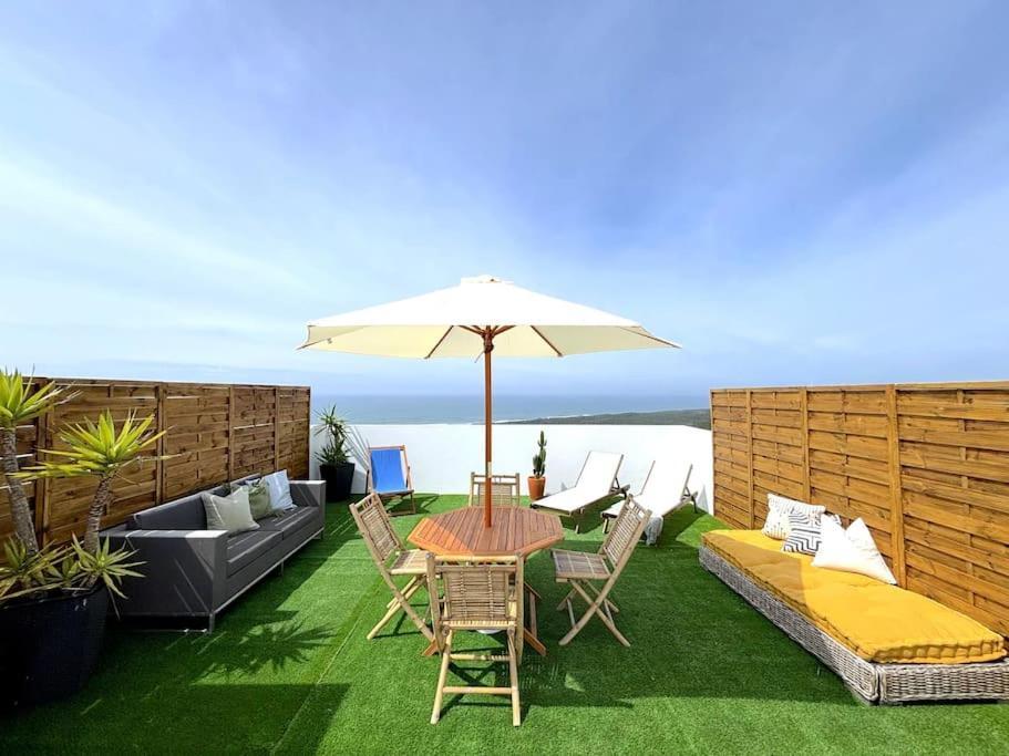 Nazare Boutique W Sea View And Private Rooftop Terace ภายนอก รูปภาพ